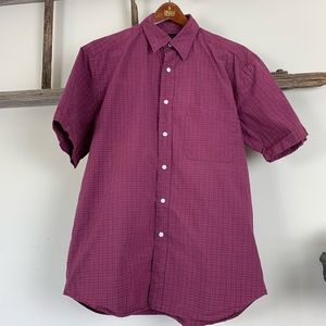 Eddie Bauer shirt that is in great condition!